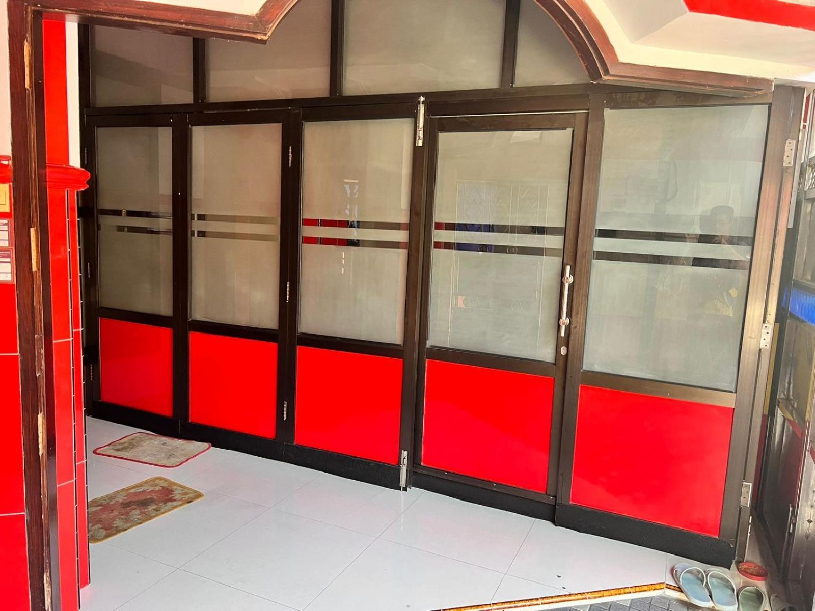 Griyo Tombo Kangen Sarangan Extérieur photo