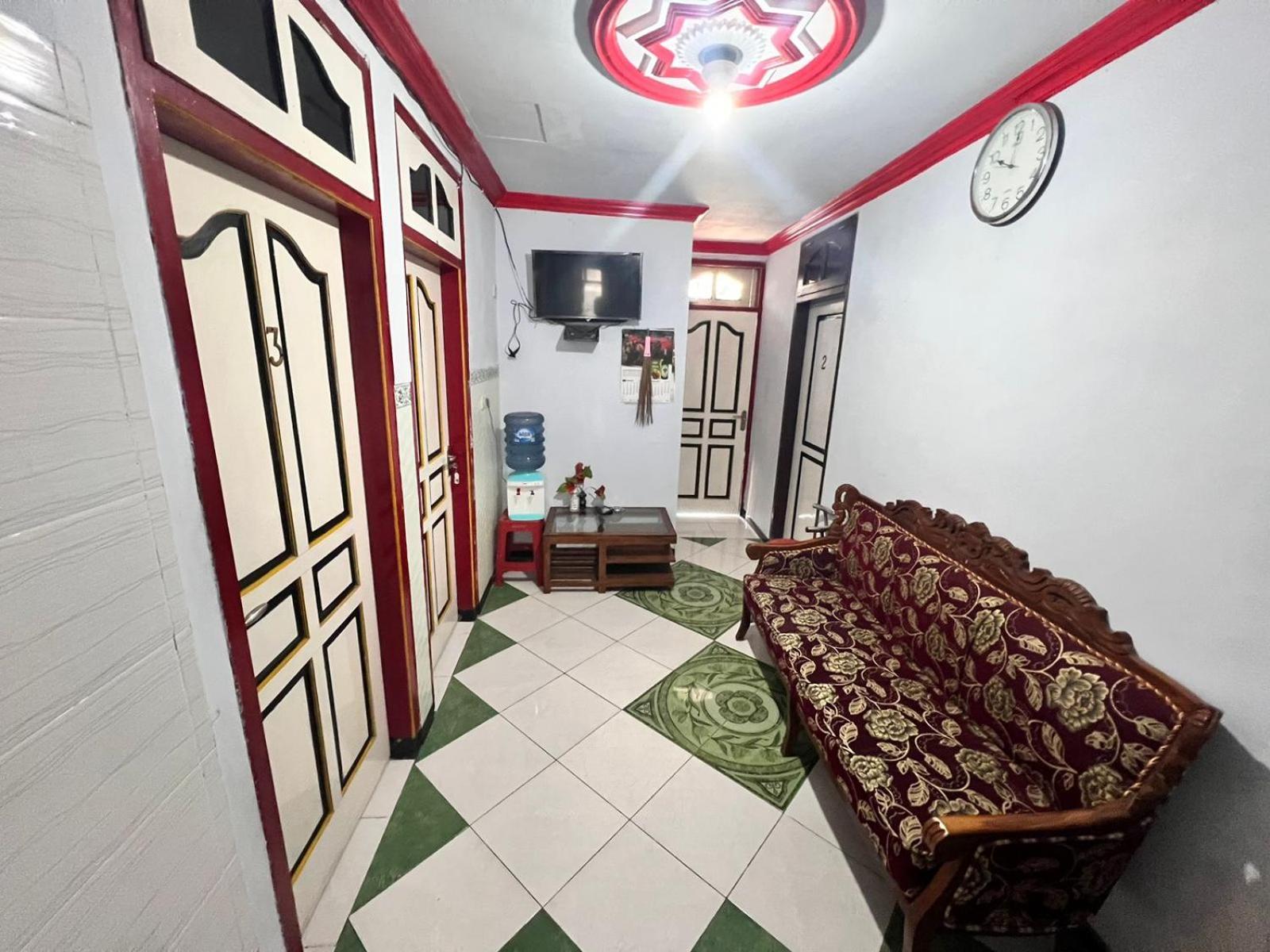 Griyo Tombo Kangen Sarangan Extérieur photo